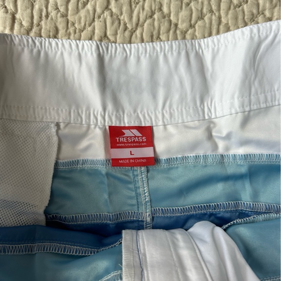 Trespass‎ Swim Shorts / Board Shorts Men’s NWT Size L - Picture 2 of 5